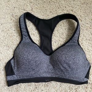 victoria’s secret 34B high impact sports bra